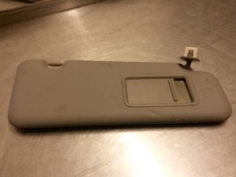 Passenger Right Sun Visor For 11-13 Toyota Highlander  3.5 - $78.69 CAD