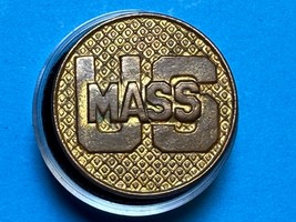 CIRCA 1926-1937, U.S. MASSACHUSETTS, COLLAR DISK TYPE II, ENLISTED - $21.02 CAD