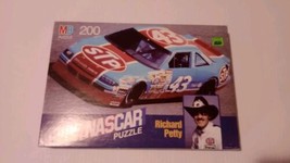 RICHARD PETTY #43 NASCAR PUZZLE MB Milton Bradley 200 PIECE SEALED 1990 - $5.69