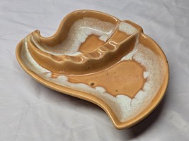 Vintage Ashtray USA-103 MCM Ceramic Leaf Swirl Abstract Peach-Tan Drip Glaze - £17.57 GBP