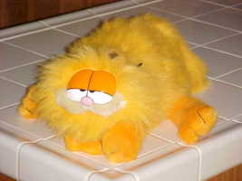 14&quot; Garfield Blown Dry Full Body Plush Toy From 1981 By Dakin - £78.63 GBP