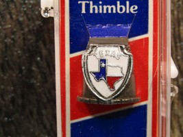 Vintage Pewter and Enamel Thimble Texas the Lone Star State Collectors Souvenir - £7.14 GBP