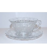BEAUTIFUL VINTAGE CAMBRIDGE GLASS ROSE POINT CLEAR 2 3/8&quot; TEA CUP &amp; SAUCER - $39.33 CAD