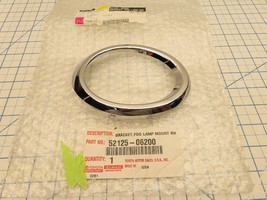 Toyota 52125-06200 Chrome Trim Ring for Fog Light Right RH - $374.02 MXN