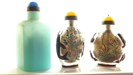 Lot of 3 snuff bottles - miniature - Peking glass and emanel  - £240.47 GBP
