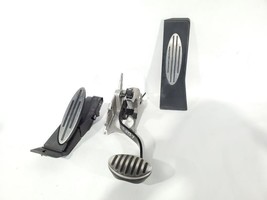 Accelerator Pedal With Brake Pedal and Dead Pedal OEM 2011 Mini Cooper - $30.27