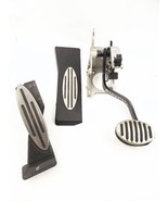 Gas &amp; Brake Pedal With Dead Pedal OEM 2009 Mini Cooper Clubman90 Day War... - £43.72 GBP