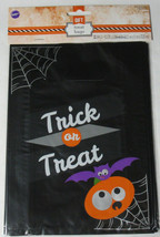 Wilton Halloween 12 Gift Party Treat Bags with Handles TRICK OR TREAT Bat black - £2.38 GBP