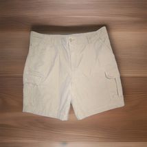 L.L. Bean Natural Fit Cargo Shorts Mens Size 40 Khaki 100% Cotton - $24.74