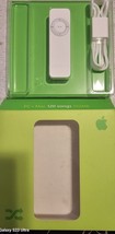 Apple iPod shuffle 1st Generation White (512 MB) - £57.44 GBP