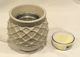 Yankee Candle Electric Wax Warmer With 3 Time Settings. Includes Wax Melt. Used - £26.09 GBP