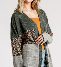 Umgee M Medium Oversized Tunic Sweater Leopard Colorblock Brown Button U... - $11.35