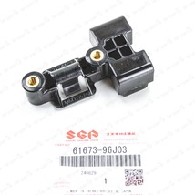 Genuine OEM Suzuki Four Stroke DF150/175 Cowling Latch Lever Hook 61673-... - $19.49 CAD