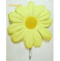 Pretty Silk Flower Bobbie Pins Little Girls Moms  - £3.93 GBP