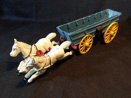 Collectible Cast Iron Horse Drawn Wagon Trailer Cart Toy Made In Taiwan - £23.55 GBP
