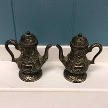 Vintage Silverplate Teapot salt and pepper Shakers Scroll Pattern - $49.65
