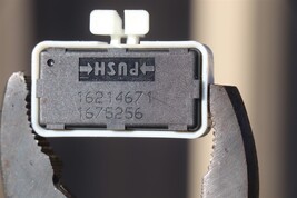 Chevrolet Chevy ESC ECM Control Module Knock Sensor GM 16214671 image 3