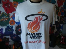 Vintage 80&#39;s Miami Heat NBA The Heat Is On T Shirt L  - £59.33 GBP