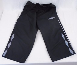 Umbro Boys Small Black Polyester Unlined Sport Athletic Pants - $150.76 MXN