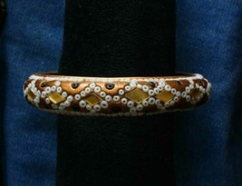 Bohemian Hippie Seed Bead &amp; Mirror Bits Wooden Bangle Bracelet 1960s vint. - $12.95