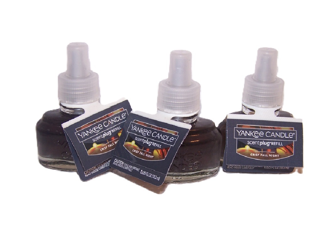 Yankee Candle Crisp Fall Night ScentPlug Home Fragrance Refill Bulb 3 Pack