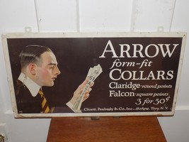 Vintage Arrow Form-fit Collars Cardboard Sign - €235,65 EUR