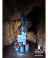 Alien Xenomorph Figure With Base +11 &quot; (30 cm) - $41.73