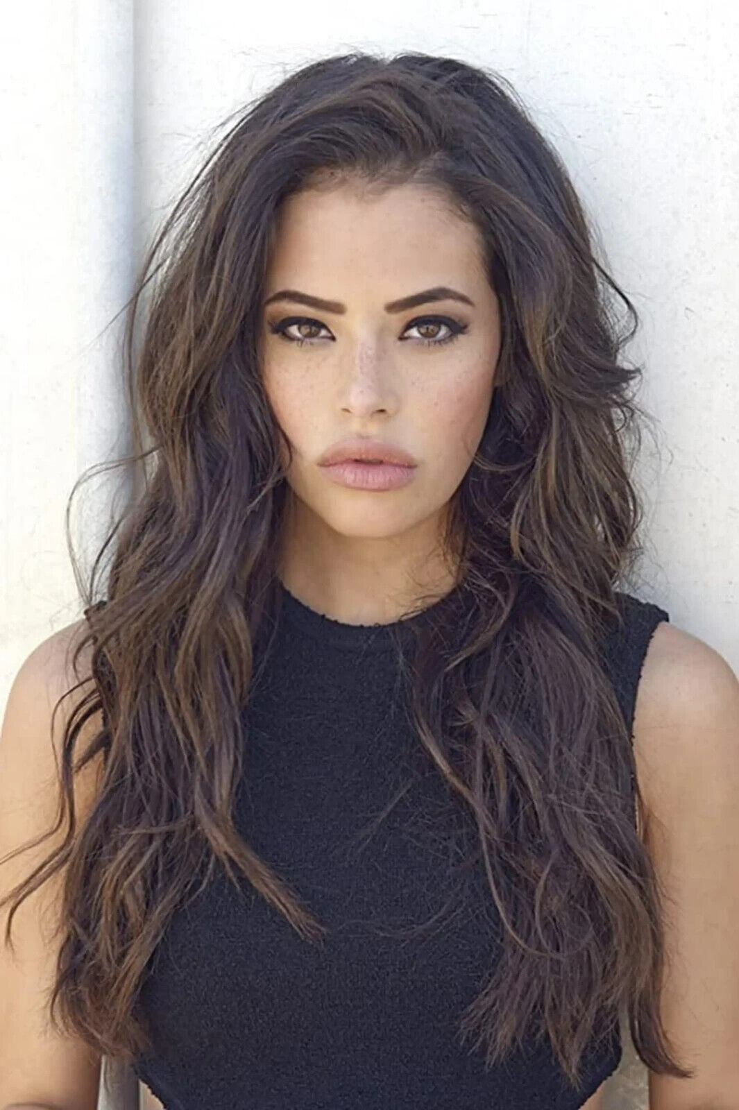 BEAUTIFUL CHLOE BRIDGES 8X10 PHOTO