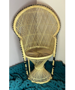 VTG Rattan Peacock Fan Back Chair Child Size 31” Height - $4,062.52 MXN