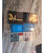 6 music textbooks Roche Tudor Anthems Bach Oxford Spirituals Hogan - $273.21 MXN