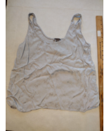 Chelsea 28 Womens Light Blue Sleeveless Floral Top Size Medium EUC - $184.14 MXN