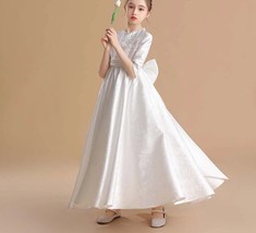 Noble and Elegant Pearl Blossom Satin Girl Dress First Communion Dress - $115.40