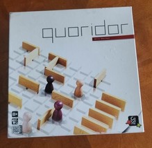 Quoridor Board Game 1997 Gigamic 2/4 Players Mensa Strategy - $28.62
