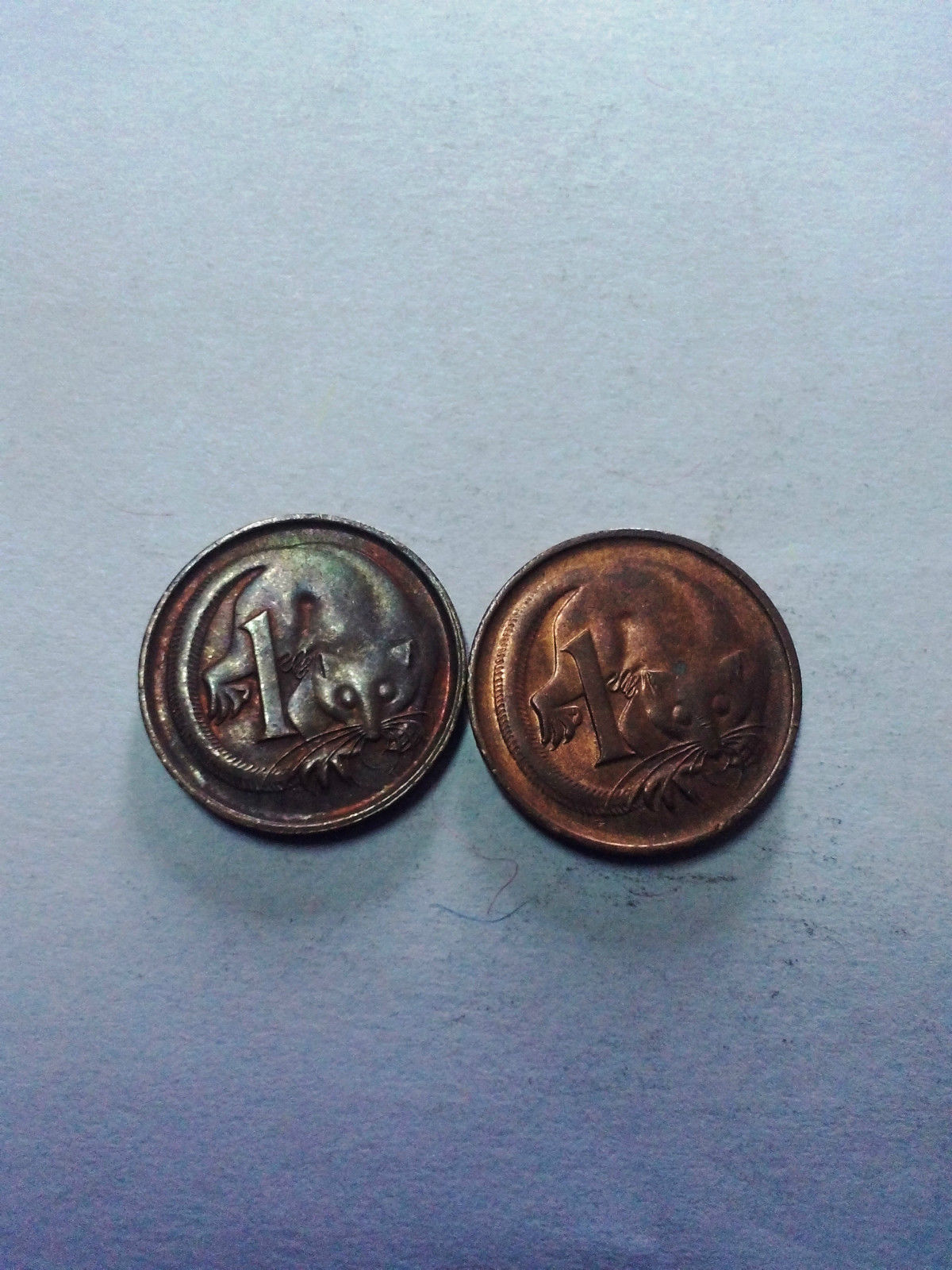 Lot 2 coins Australia 1 coin Elizabeth II 1980 1981 free shipping - £2.31 GBP