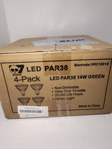 4- 7Pandas LED PAR38 14W E26 Base GREEN Indoor/Outdoor Flood Bulb - $922.09 MXN
