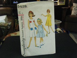 Simplicity 5428 Girl&#39;s Dress Pattern - Size 12 Chest 30 - £6.77 GBP