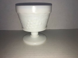 Vintage Milk Glass Opaque White Grape &amp; Leaves Sherbet Footed Dessert Cup - £1.97 GBP