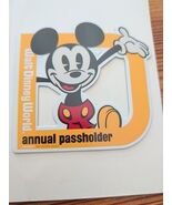 Authentic Disney Park Mickey Mouse Annual Passholder Magnet - $208.33 MXN