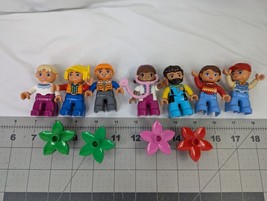 Lego Duplo Figure Lot Man Woman Flowers - £13.41 GBP