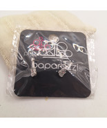 Paparazzi Guitar White Pink  Silvertone Heart Stud Earrings - €7,77 EUR
