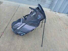 Callaway Chev Dual Strap 5 Divider Lightweight Golf Stand Bag Black/Grey - $95.00
