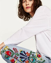 ZARA SOLDOUT FAV! FLORAL EMBROIDERED CROP JEANS- 28 (6) - £62.92 GBP