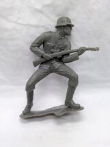 Vintage 1960s Unbranded Infantry Military Toy Soldier 5&quot; - €9,57 EUR
