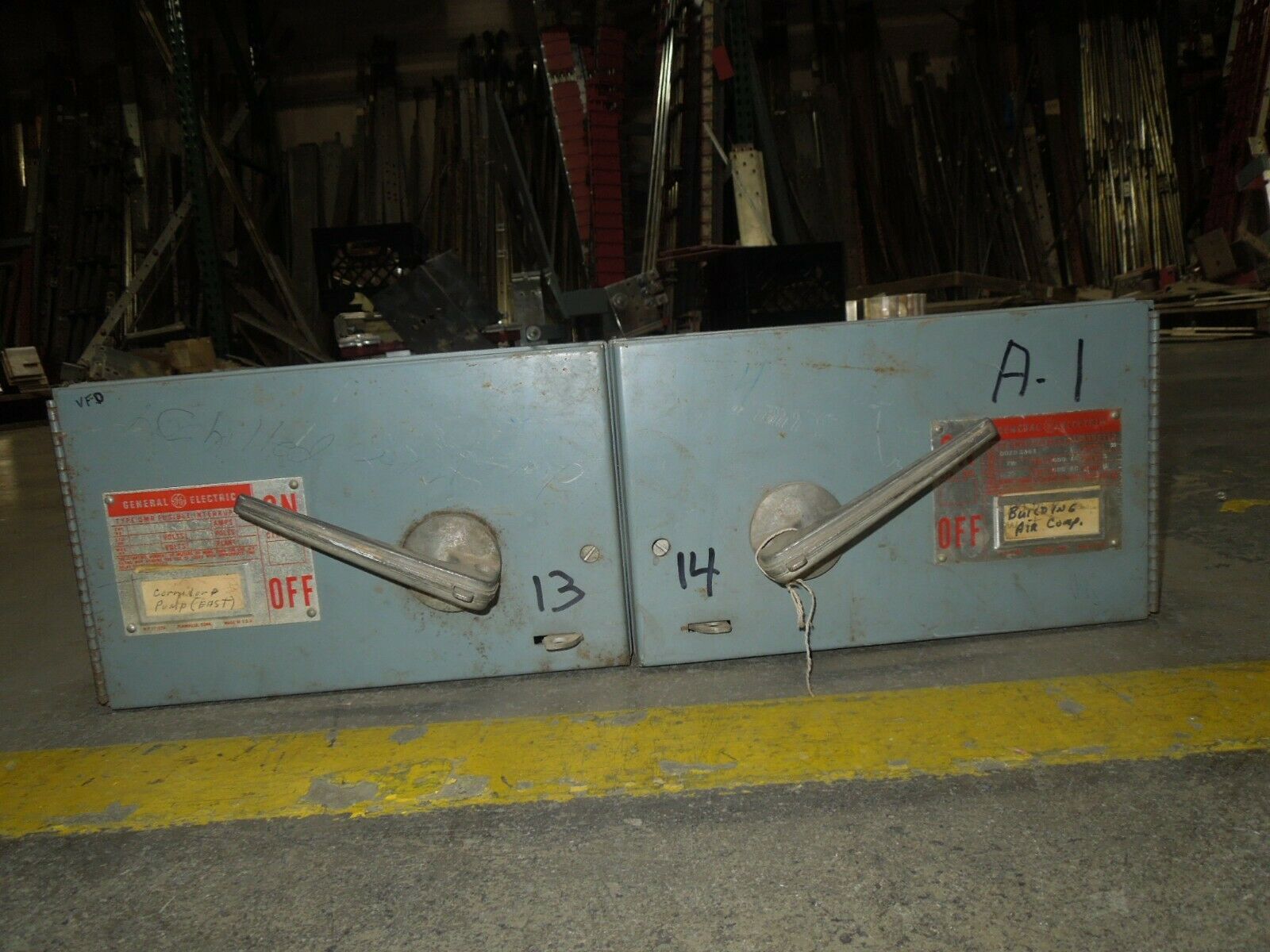 GE DD2D3361 30/30A Twin 3PH 240V Fused Panelboard Switch w/ Hardware Used - $450.00