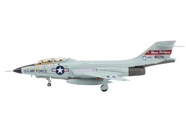 McDonnell RF-101B Voodoo Fighter Aircraft 1/72 Diecast Model The Happy Hooligans - £102.14 GBP