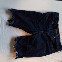 Levi-Strauss 315 Shaping Bootcut Denim Shorts Size 29, Slim Fit Denim Sh... - $19.80