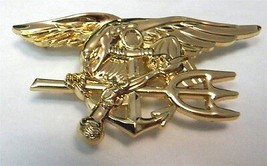 US NAVY SEALS SEAL TEAM LARGE GOLD COLORED TRIDENT PIN BADGE 2.75 INCHES - £8.29 GBP