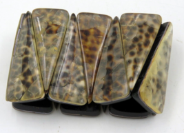 Viktoria Hayman Statement Leopard Shell Mosiac Stretch Cuff Bracelet - $369.75 MXN