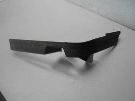 Chevrolet GM OEM 03-06 Silverado 1500 Front Bumper Filler Left 15188701 - $24.99