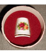 Royal Albert OLD COUNTRY ROSES PATTERN Bone China THIMBLE Made in England - $19.79